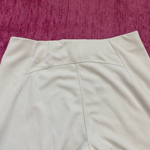 Lululemon Softstreme Ribbed Zip Leg High Rise Cropped Pants Bone Cream Size 12 - Picture 7 of 12